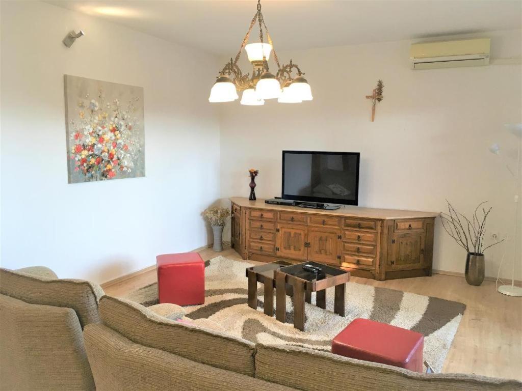 Cosy Apartment On The Beach - Кали Екстериор снимка