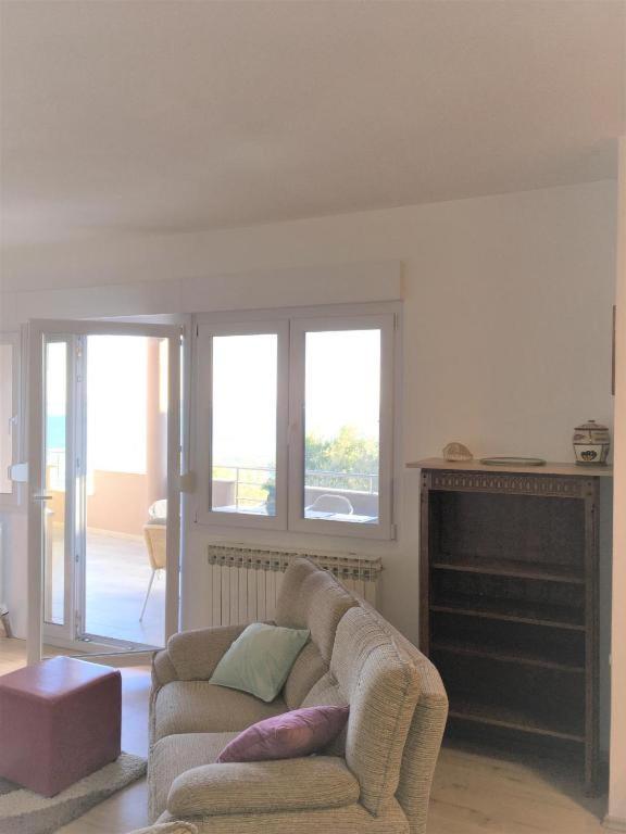Cosy Apartment On The Beach - Кали Екстериор снимка