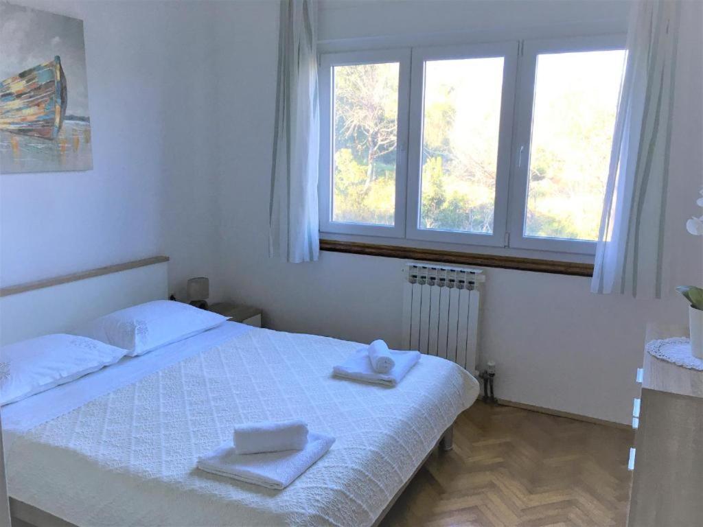 Cosy Apartment On The Beach - Кали Екстериор снимка